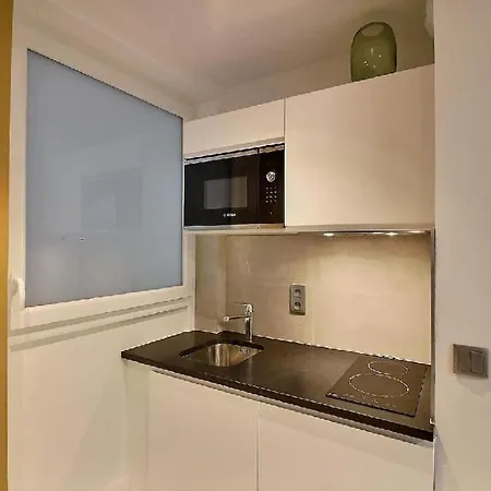 S18933 - 2 Personne A Appartement